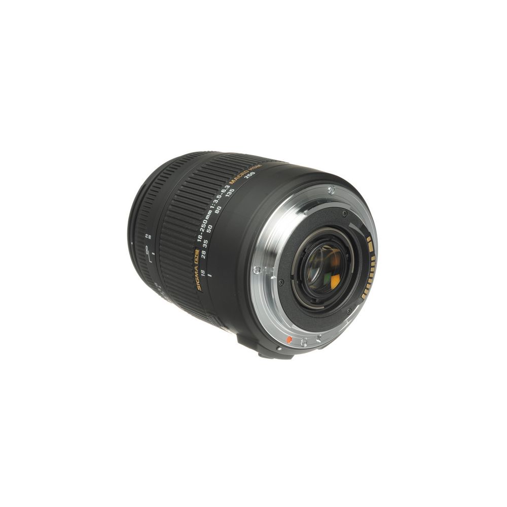 Sigma Zoom Lens for Canon EF 18mm250mm F/3.56.3 883101