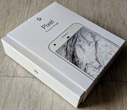 Google Pixel XL Phone 32GB - 5.5 inch display (Factory Unlocked US Version) (Very Silver)
