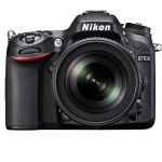 Nikon D7100 DSLR Camera with 18-140mm Lens
